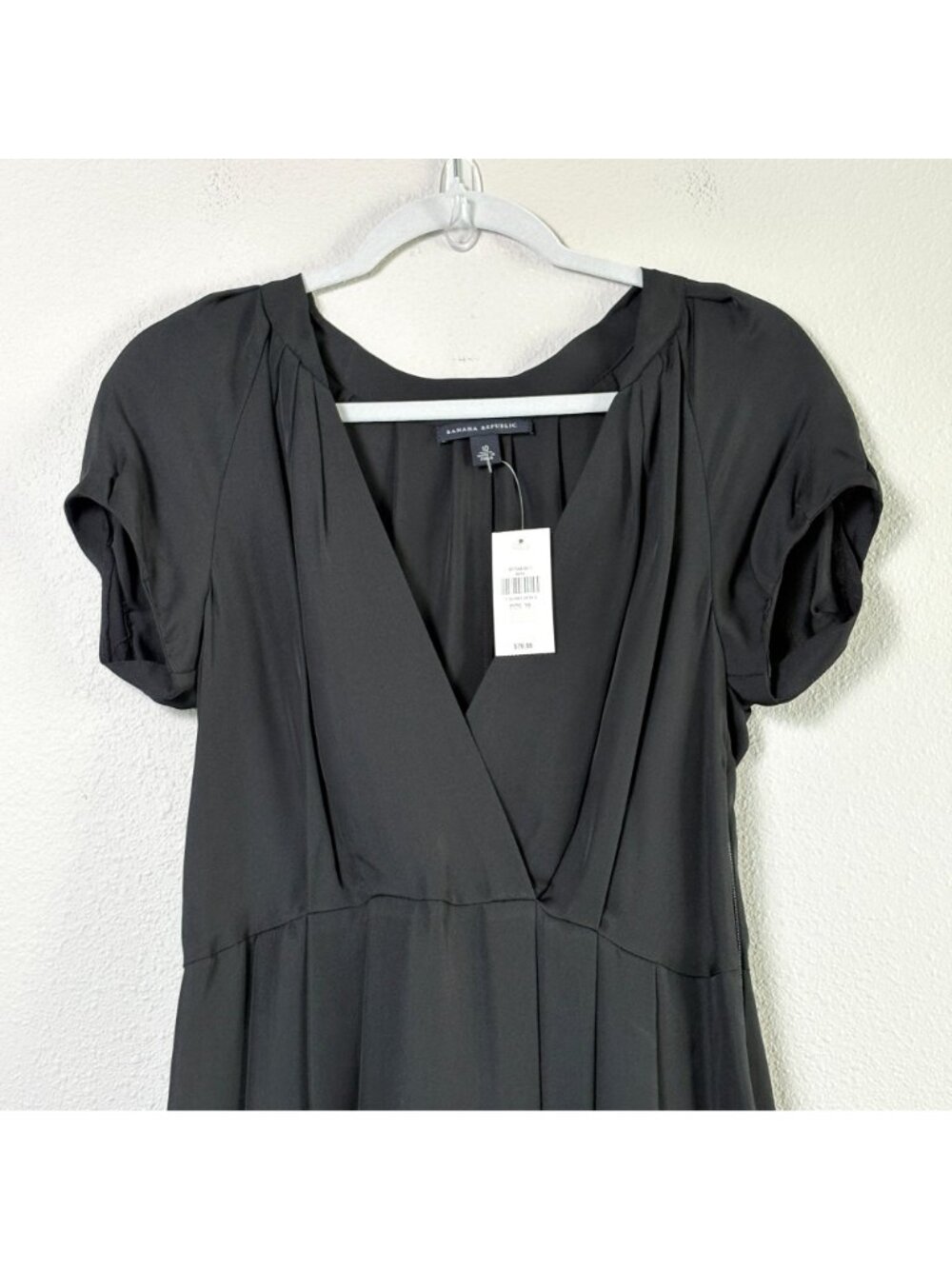 Banana Republic Midi Dress Womens 10 Black 100% Silk V Neck Short Sleeve - Picture 2 of 12